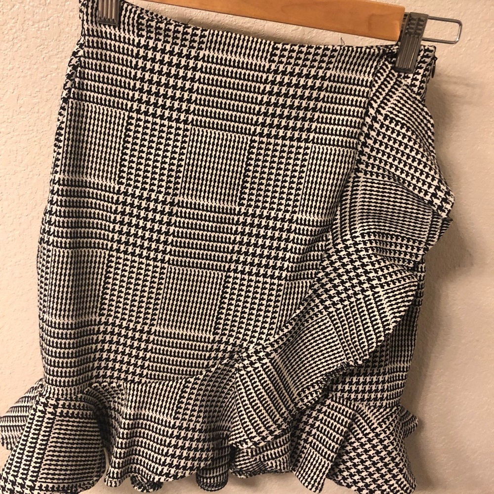 Lovers + Friends affection skirt